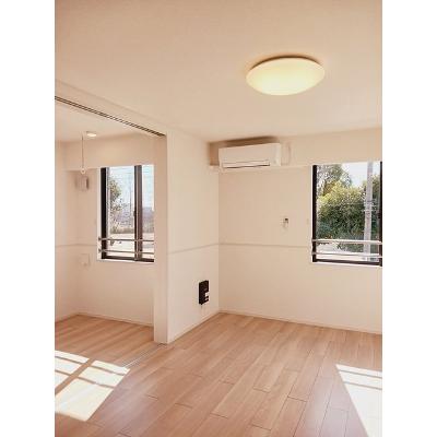 アルモニ 201【管理NO：1-027798501-02010】 ★家具家電は申し込み後に搬入します★ ★2026年11月中旬入居可能★の物件写真2