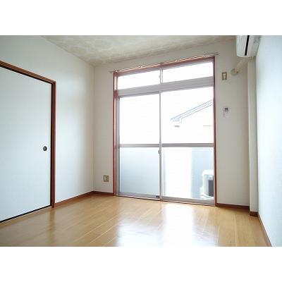 スノードロップ 202【管理NO：1-003361901-02020】 ★家具家電は申し込み後に搬入します★ ★2026年10月下旬入居可能★の物件写真2