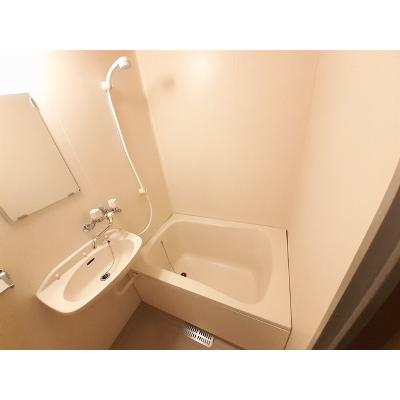 ＰＬＵＭファミ－ル２ 101【管理NO：1-003653001-01010】 ★家具家電は申し込み後に搬入します★ ★2026年10月下旬入居可能★の物件写真4