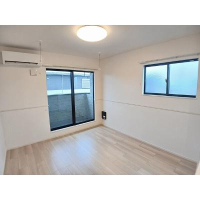 イリス・ヴィレ 201【管理NO：1-028441001-02010】 ★家具家電は申し込み後に搬入します★ ★2026年10月中旬入居可能★の物件写真2