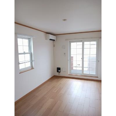 サンクレスト明光 201【管理NO：1-012858801-02010】 ★家具家電は申し込み後に搬入します★ ★2026年10月下旬入居可能★の物件写真2