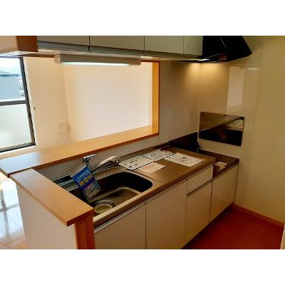 チャロ 201【管理NO：1-015521701-02010】 ★家具家電は申し込み後に搬入します★ ★2026年10月中旬入居可能★の物件写真3