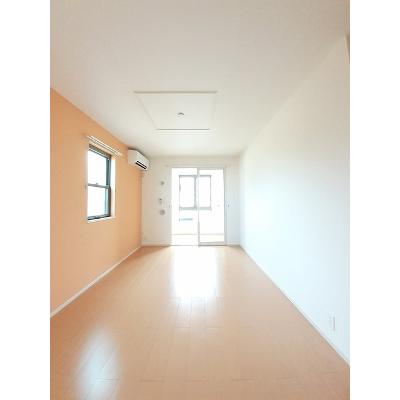 リバーサイドエイム 101【管理NO：1-020627701-01010】 ★家具家電は申し込み後に搬入します★ ★2026年10月下旬入居可能★の物件写真2