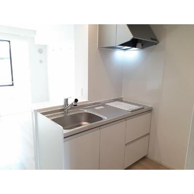 ヒカルサ高岡角ウエスト 104【管理NO：1-027529901-01040】 ★家具家電は申し込み後に搬入します★ ★2026年10月下旬入居可能★の物件写真3