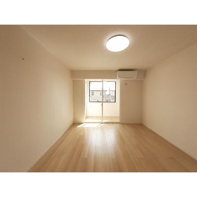 ラ・ルミエール 202【管理NO：1-026730401-02020】 ★家具家電は申し込み後に搬入します★ ★2026年11月上旬入居可能★の物件写真2