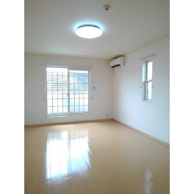 サニーハウス　２ 203【管理NO：1-015861201-02030】 ★家具家電は申し込み後に搬入します★ ★2026年12月上旬入居可能★の物件写真2