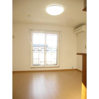 ボニート 202【管理NO：1-015007101-02020】 ★家具家電は申し込み後に搬入します★ ★2026年10月下旬入居可能★の物件写真2