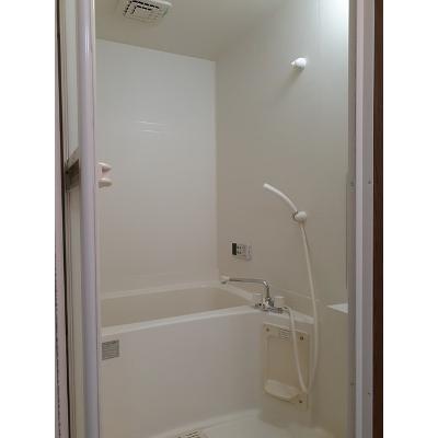 ニューマリッチ青山 203【管理NO：1-010531801-02030】 ★家具家電は申し込み後に搬入します★ ★2026年11月中旬入居可能★の物件写真4