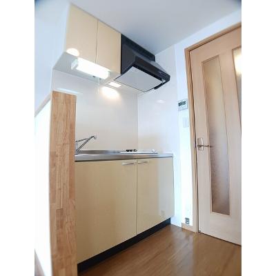 マンション・マーレ 203【管理NO：1-013535701-02030】 ★家具家電は申し込み後に搬入します★ ★2026年10月下旬入居可能★の物件写真3