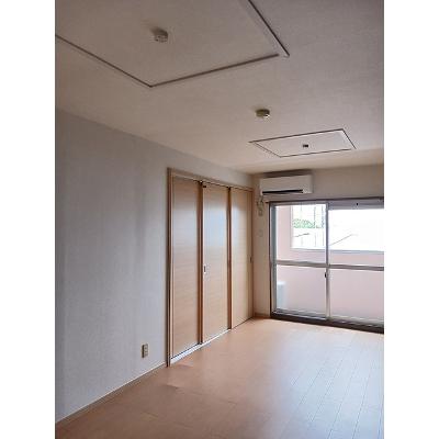 ポム・ド・テ－ル高丘 302【管理NO：1-007947901-03020】 ★家具家電は申し込み後に搬入します★の物件写真2