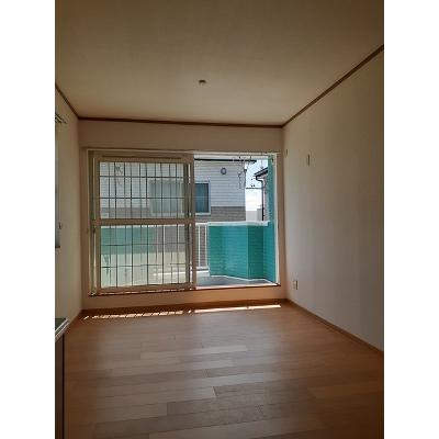 シーパレス南新田 201【管理NO：1-007795901-02010】 ★家具家電は申し込み後に搬入します★ ★2026年10月中旬入居可能★の物件写真2