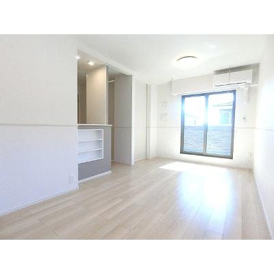 パインオークⅥ 205【管理NO：1-025891601-02040】 ★家具家電は申し込み後に搬入します★ ★2026年12月上旬入居可能★の物件写真2