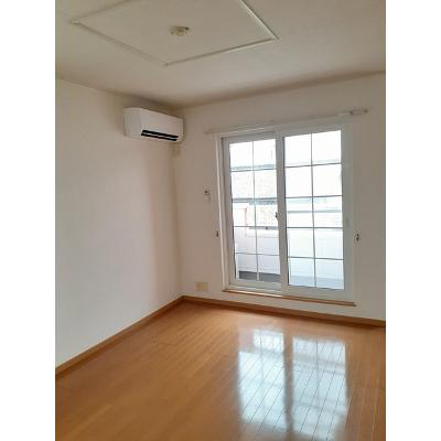 クラージュ　Ｂ棟 202【管理NO：1-013684002-02020】 ★家具家電は申し込み後に搬入します★ ★2026年10月下旬入居可能★の物件写真2