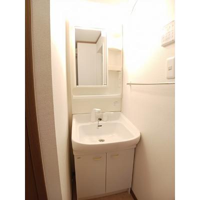 クレストールナイキ 203【管理NO：1-011798801-02030】 ★家具家電は申し込み後に搬入します★ ★2026年10月下旬入居可能★の物件写真6