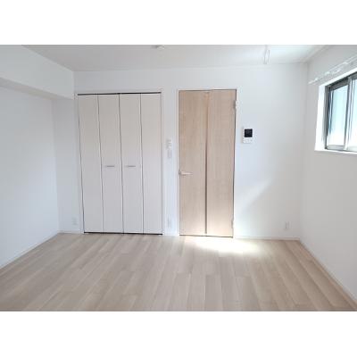 ファイン　ビラ　レーブ　江坂 201【管理NO：1-027779001-02010】 ★家具家電は申し込み後に搬入します★ ★2026年11月中旬入居可能★の物件写真2