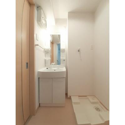 ベル　スマイル 105【管理NO：1-017123001-01040】 ★家具家電は申し込み後に搬入します★ ★2026年10月下旬入居可能★の物件写真6