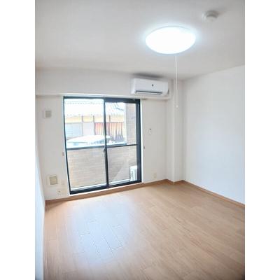 アンソレイエ 105【管理NO：1-014164201-01040】 ★家具家電は申し込み後に搬入します★ ★2026年10月下旬入居可能★の物件写真2