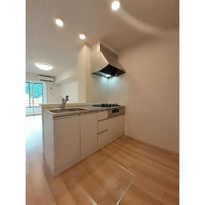 シンフォニーⅣ 103【管理NO：1-026470101-01030】 ★家具家電は申し込み後に搬入します★ ★2026年11月中旬入居可能★の物件写真3