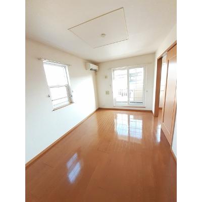 エスポアール　連島 201【管理NO：1-014332501-02010】 ★家具家電は申し込み後に搬入します★ ★2026年10月下旬入居可能★の物件写真2