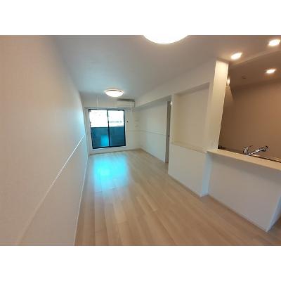 ヒカルサ鳥取浜村　Ⅱ 203【管理NO：1-027566602-02030】 ★家具家電は申し込み後に搬入します★ ★2026年11月中旬入居可能★の物件写真2