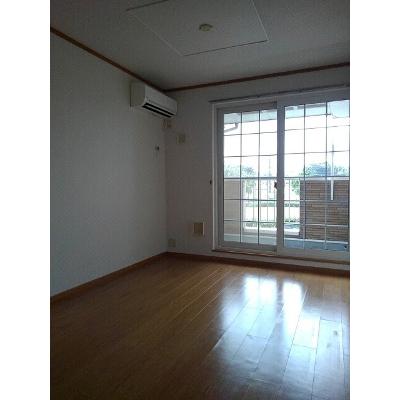 ラッフィナートＣ 203【管理NO：1-011941701-02030】 ★家具家電は申し込み後に搬入します★ ★2026年11月下旬入居可能★の物件写真2