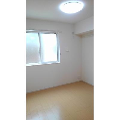 フロールⅡ 103【管理NO：1-019607202-01030】 ★家具家電は申し込み後に搬入します★ ★2026年10月下旬入居可能★の物件写真2