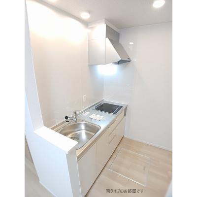クレール亀山 104【管理NO：1-028846001-01040】 ★家具家電は申し込み後に搬入します★ ★2027年02月中旬入居可能★の物件写真3