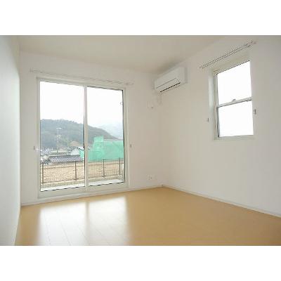 グランデ・フィオーレＡ 103【管理NO：1-018762401-01030】 ★家具家電は申し込み後に搬入します★ ★2026年11月中旬入居可能★の物件写真2