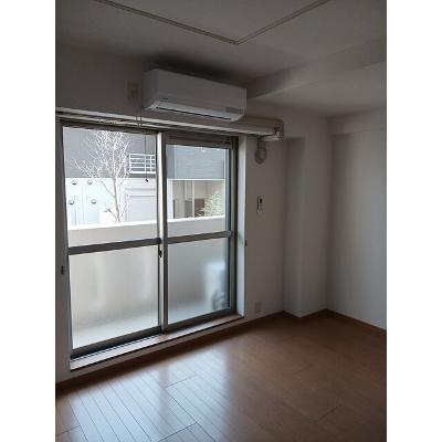 グラン　エリアール 102【管理NO：1-014600501-01020】 ★家具家電は申し込み後に搬入します★ ★2026年10月下旬入居可能★の物件写真2