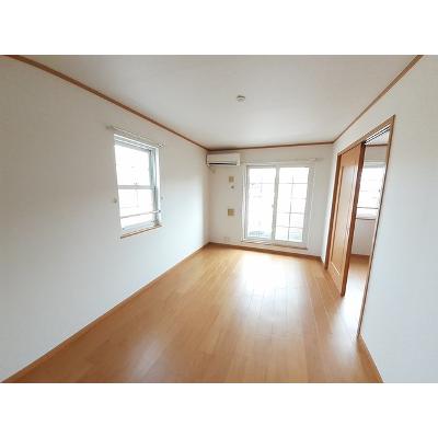 セイバリーハウス 201【管理NO：1-012830801-02010】 ★家具家電は申し込み後に搬入します★の物件写真2