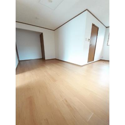 ヴェルソー 103【管理NO：1-010401501-01030】 ★家具家電は申し込み後に搬入します★ ★2026年10月下旬入居可能★の物件写真2