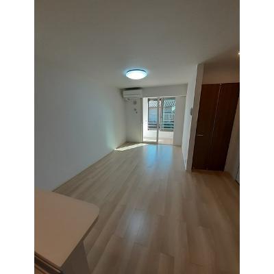 フレッシュリーⅢ 103【管理NO：1-026150401-01030】 ★家具家電は申し込み後に搬入します★ ★2026年11月中旬入居可能★の物件写真2