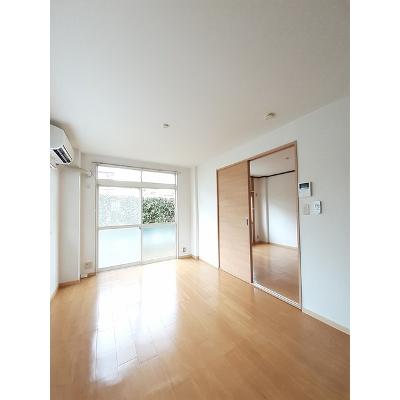 ワールドハイツ満永 101【管理NO：1-003177701-01010】 ★家具家電は申し込み後に搬入します★ ★2026年10月中旬入居可能★の物件写真2