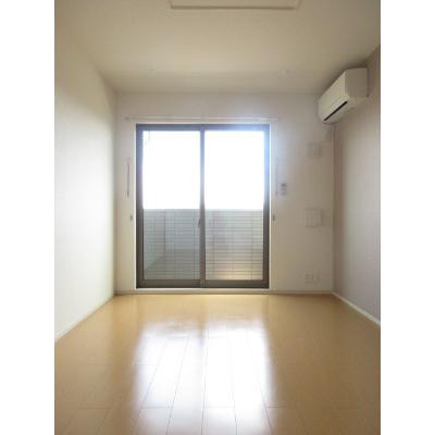 Ｃｏｔｔｏｎ　Ｒｏｓｅ　参番館 103【管理NO：1-019667303-01030】 ★家具家電は申し込み後に搬入します★ ★2026年11月中旬入居可能★の物件写真2