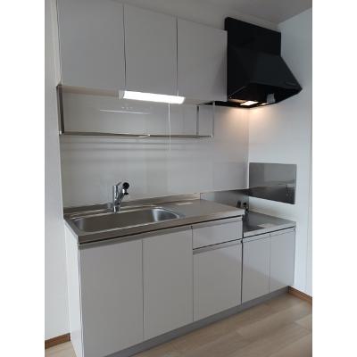 シャンソレイユ 203【管理NO：1-010878101-02030】 ★家具家電は申し込み後に搬入します★の物件写真3