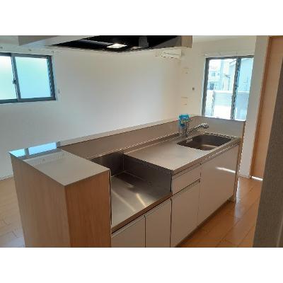 グランシュールＷＥＳＴ　Ⅱ 203【管理NO：1-020665901-02030】 ★家具家電は申し込み後に搬入します★ ★2026年10月下旬入居可能★の物件写真3