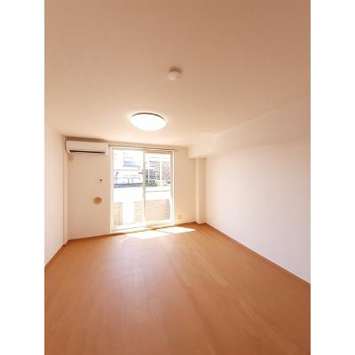 デフィ植村　Ａ 102【管理NO：1-011946101-01020】 ★家具家電は申し込み後に搬入します★ ★2026年10月下旬入居可能★の物件写真2