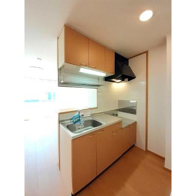 デフィ植村　Ａ 102【管理NO：1-011946101-01020】 ★家具家電は申し込み後に搬入します★ ★2026年10月下旬入居可能★の物件写真3
