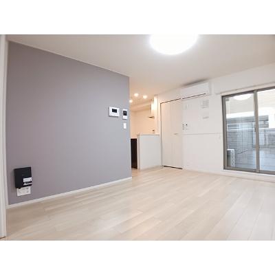 アンテムノン 203【管理NO：1-028160301-02030】 ★家具家電は申し込み後に搬入します★ ★2026年11月中旬入居可能★の物件写真2