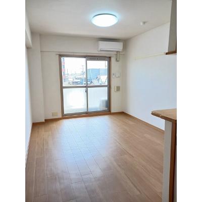 ドゥク－ル 311【管理NO：1-013899601-03090】 ★家具家電は申し込み後に搬入します★ ★2026年12月中旬入居可能★の物件写真2