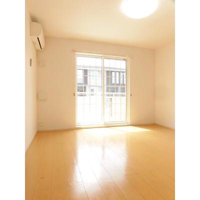 ローレルパークＡ 101【管理NO：1-017978301-01010】 ★家具家電は申し込み後に搬入します★ ★2026年10月上旬入居可能★の物件写真2