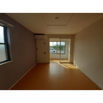 グリーン　ガーデン 101【管理NO：1-020953601-01010】 ★家具家電は申し込み後に搬入します★ ★2026年12月上旬入居可能★の物件写真2
