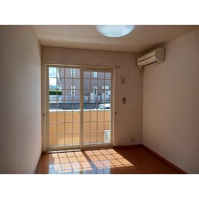 オーブＫ　Ⅰ 102【管理NO：1-014338301-01020】 ★家具家電は申し込み後に搬入します★ ★2026年10月下旬入居可能★の物件写真2