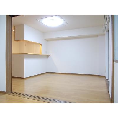 リフティ・サイド・コート 103【管理NO：1-011375701-01030】 ★家具家電は申し込み後に搬入します★ ★2026年10月下旬入居可能★の物件写真2
