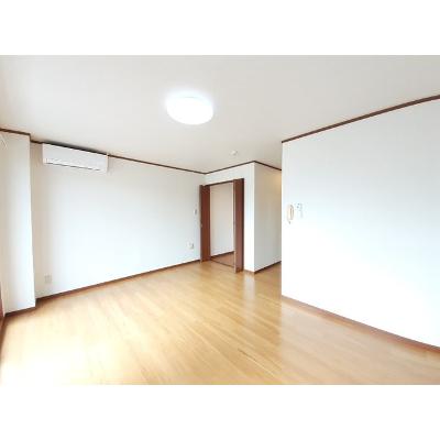 ブレスイングビレッジ 203【管理NO：1-011315901-02030】 ★家具家電は申し込み後に搬入します★ ★2026年11月上旬入居可能★の物件写真2