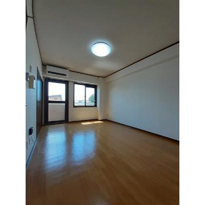 クレールＳ 302【管理NO：1-010925001-03020】 ★家具家電は申し込み後に搬入します★ ★2026年10月下旬入居可能★の物件写真2