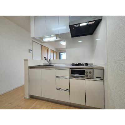 セピア 205【管理NO：1-024121801-02050】 ★家具家電は申し込み後に搬入します★ ★2026年10月中旬入居可能★の物件写真3