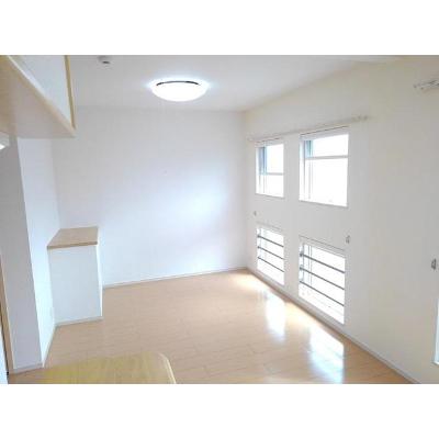 セラーノⅡ 201【管理NO：1-017111701-02010】 ★家具家電は申し込み後に搬入します★ ★2026年10月上旬入居可能★の物件写真2