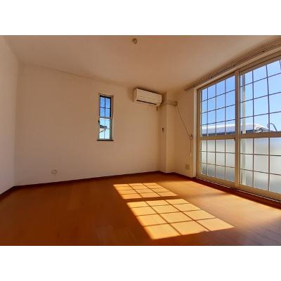 グランデレガーロ 203【管理NO：1-011093701-02030】 ★家具家電は申し込み後に搬入します★ ★2026年11月中旬入居可能★の物件写真2