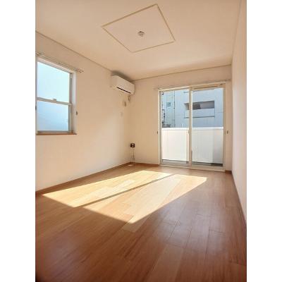 スタイリッシュ 103【管理NO：1-013440201-01030】 ★家具家電は申し込み後に搬入します★の物件写真2